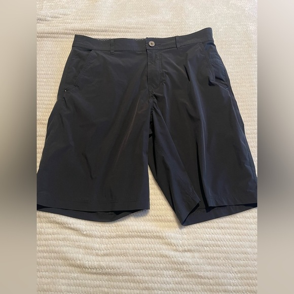 Lululemon‎ Kahuna Short Men 32W Black Stretch Essential - Picture 1 of 9